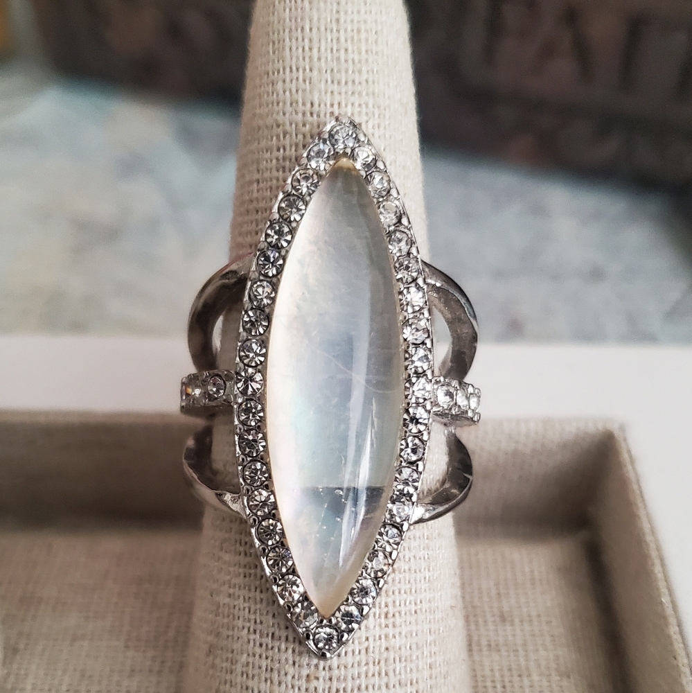 Meridian Nanette ring